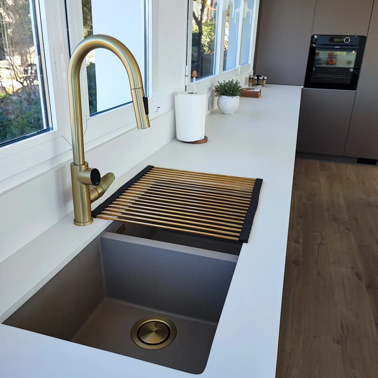 Muestras de materiales y acabados de albañilería utilizados por RM Construcciones